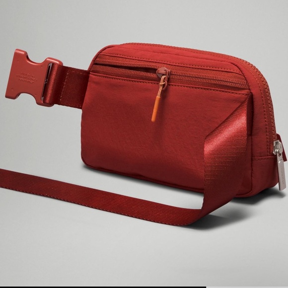 394. NEW COLOR - Lululemon everywhere belt bag 1L Terra Orange - Picture 6 of 6
